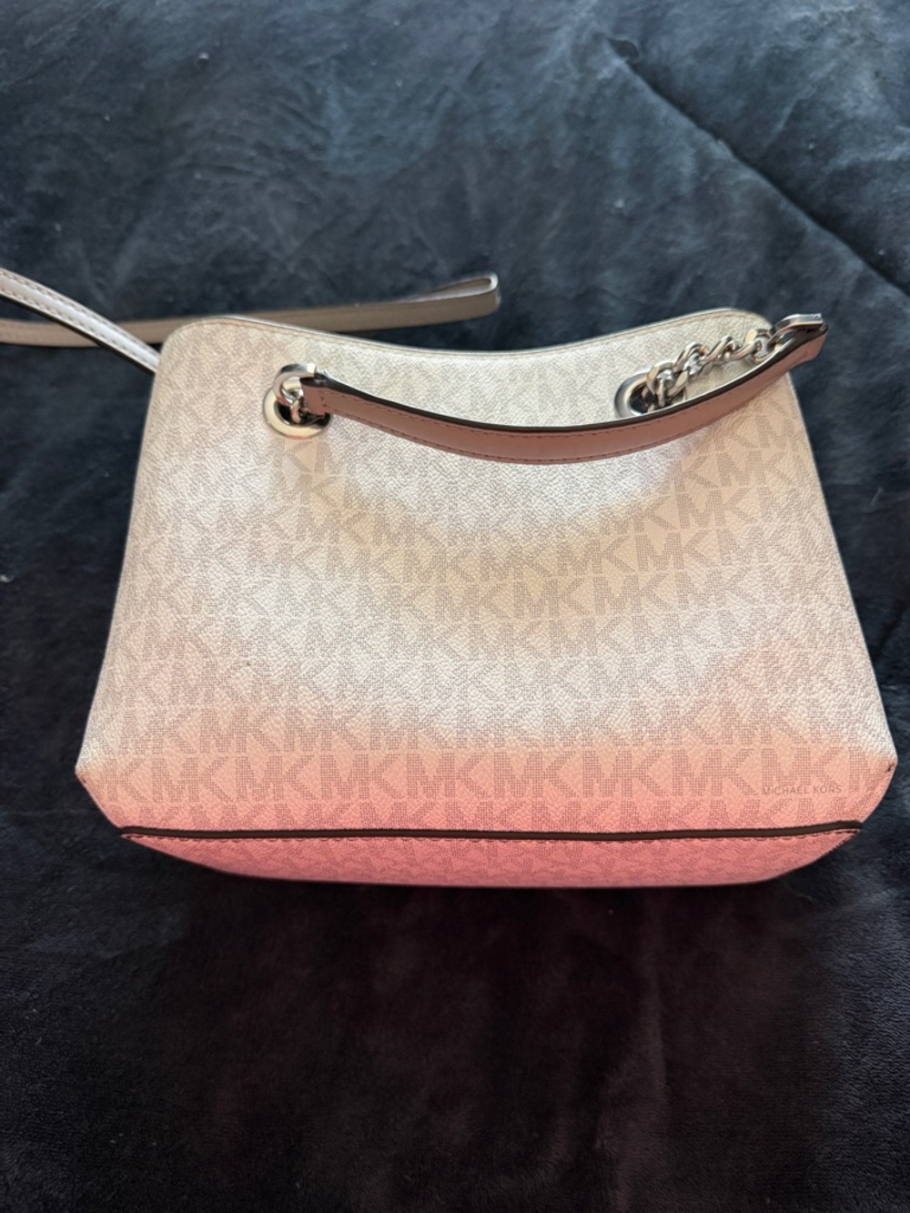 Michael Kors Blush Signature Monogram Shoulder Bag - Picture 7 of 7